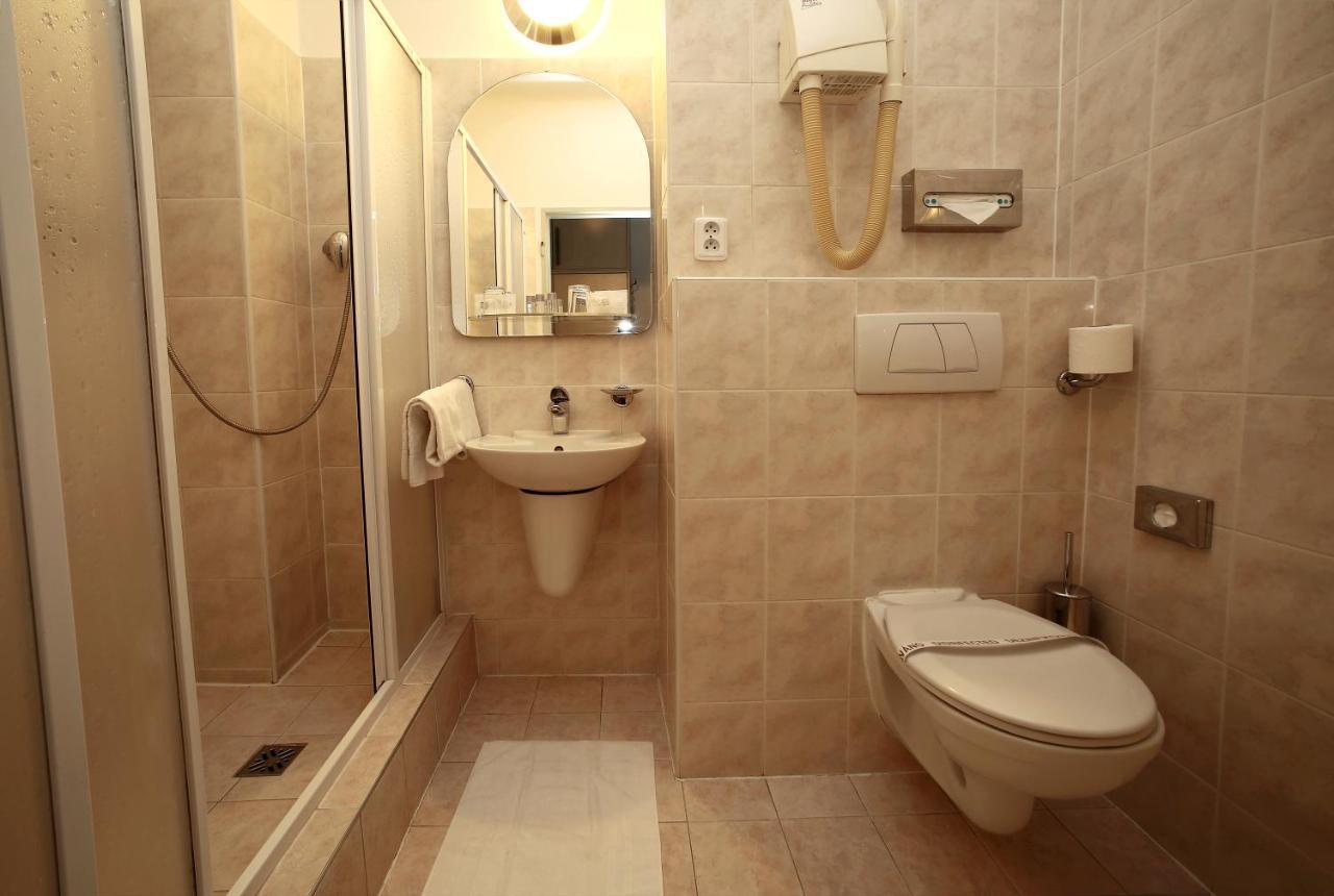 Hotel Central Plzeň Kültér fotó