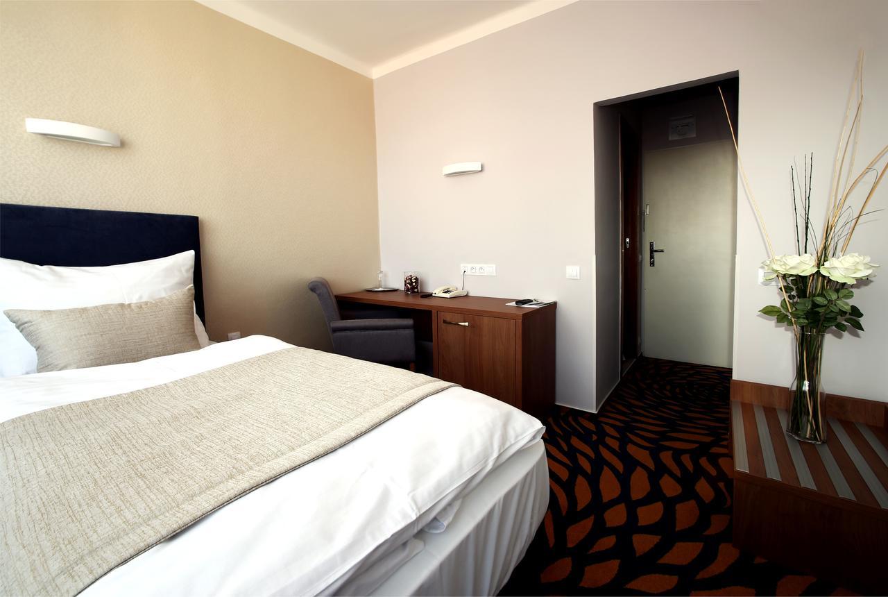 Hotel Central Plzeň Kültér fotó