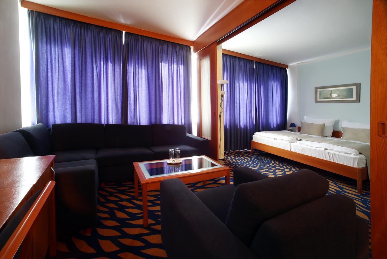 Hotel Central Plzeň Kültér fotó
