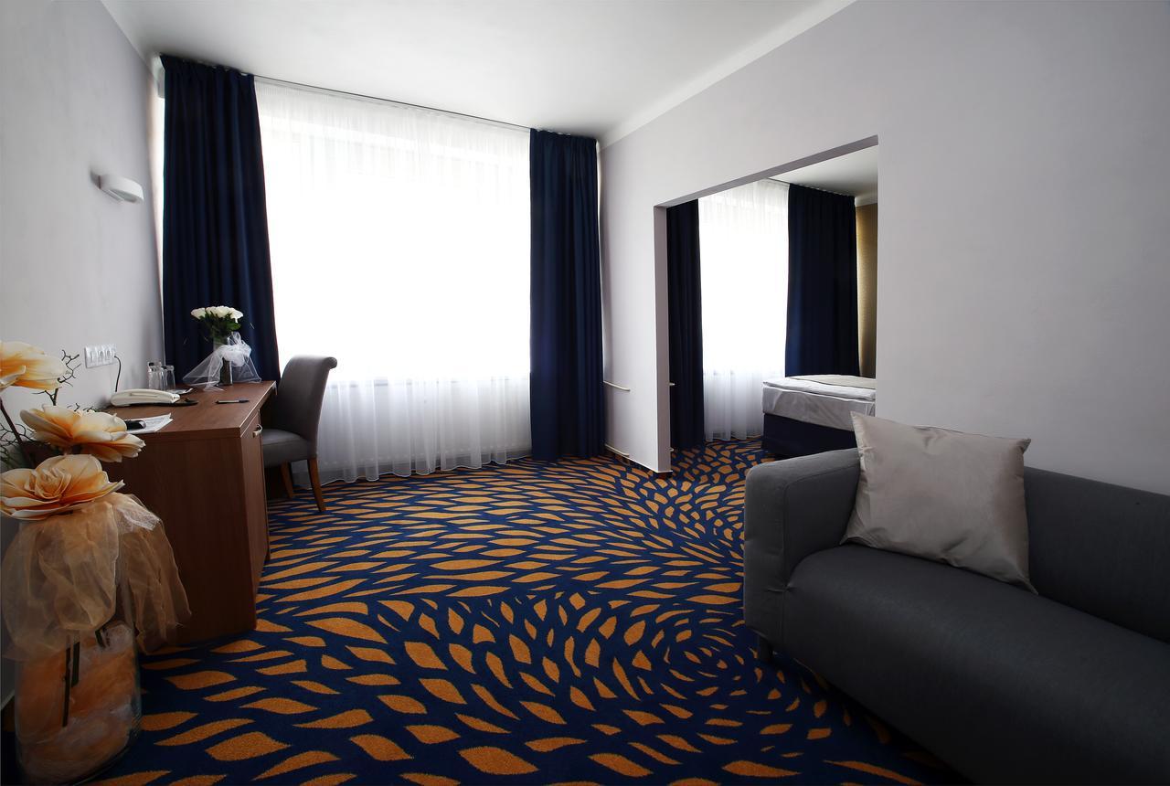 Hotel Central Plzeň Kültér fotó