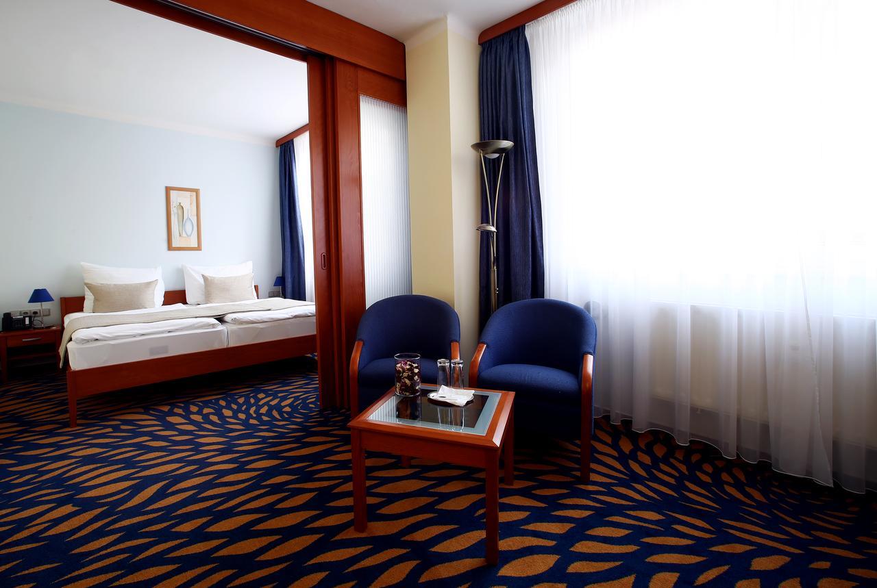 Hotel Central Plzeň Kültér fotó