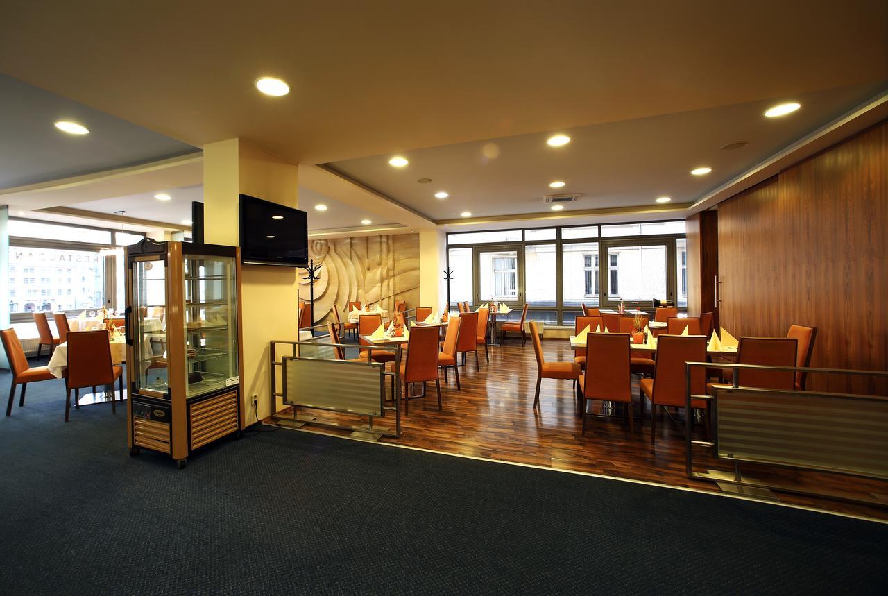 Hotel Central Plzeň Kültér fotó