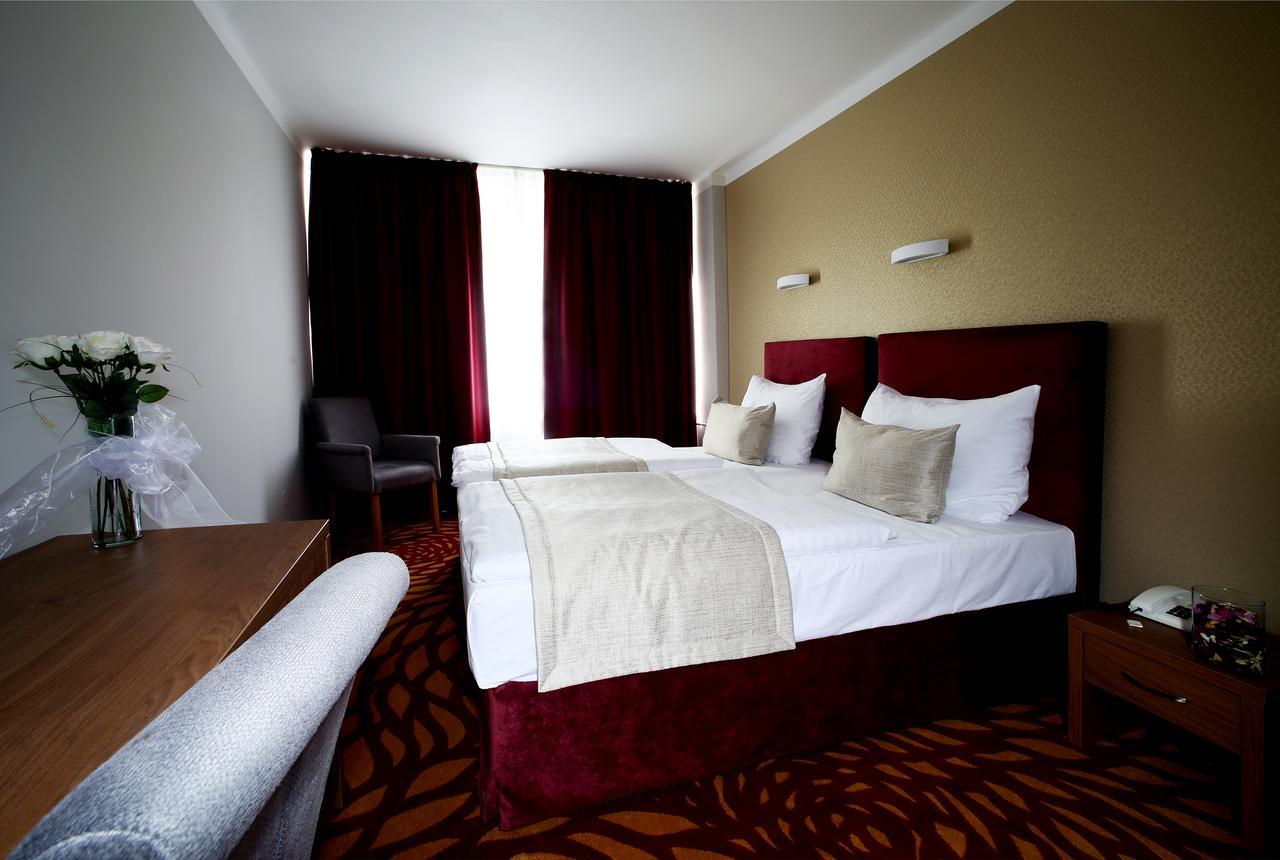 Hotel Central Plzeň Kültér fotó