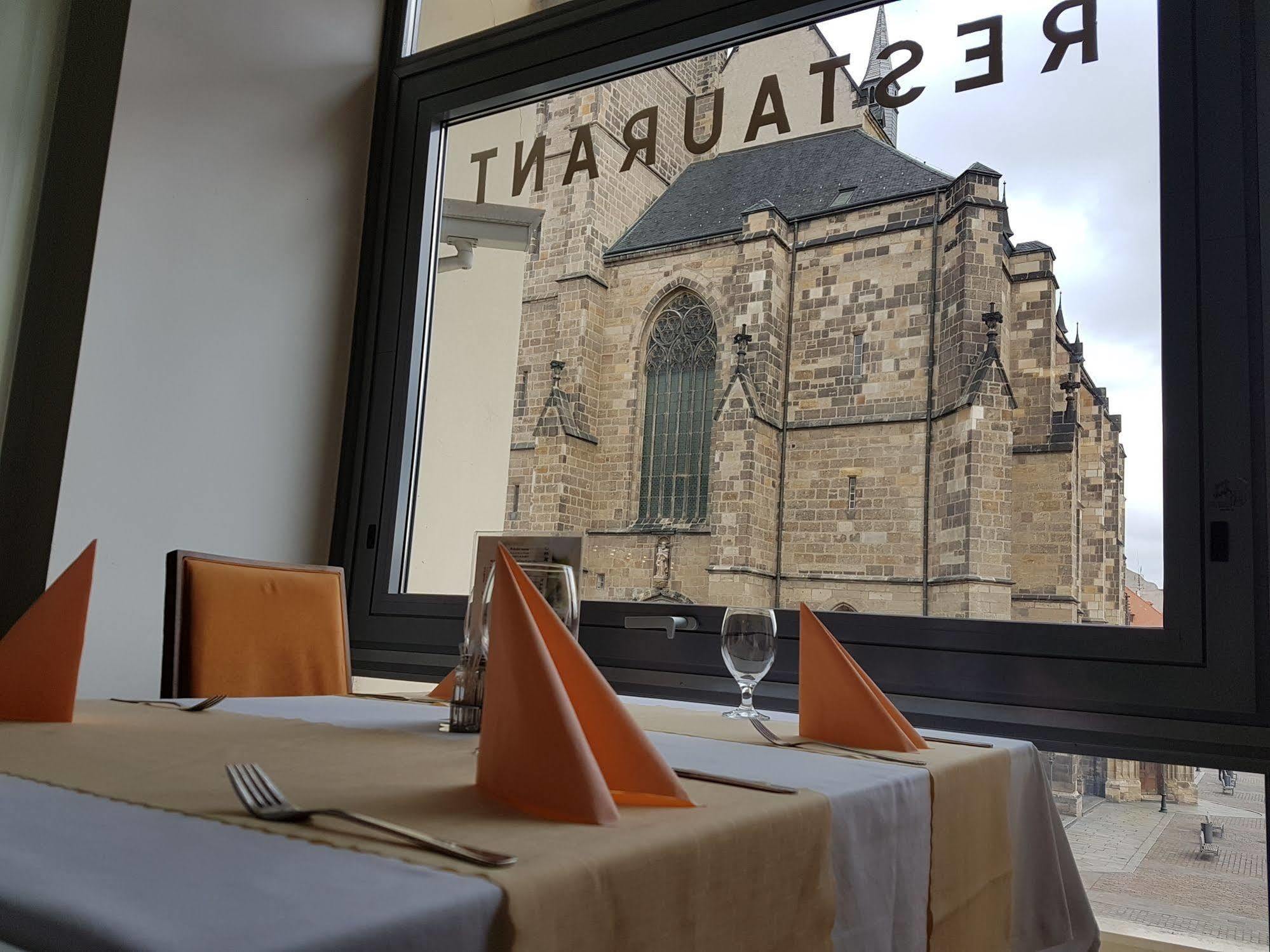 Hotel Central Plzeň Kültér fotó