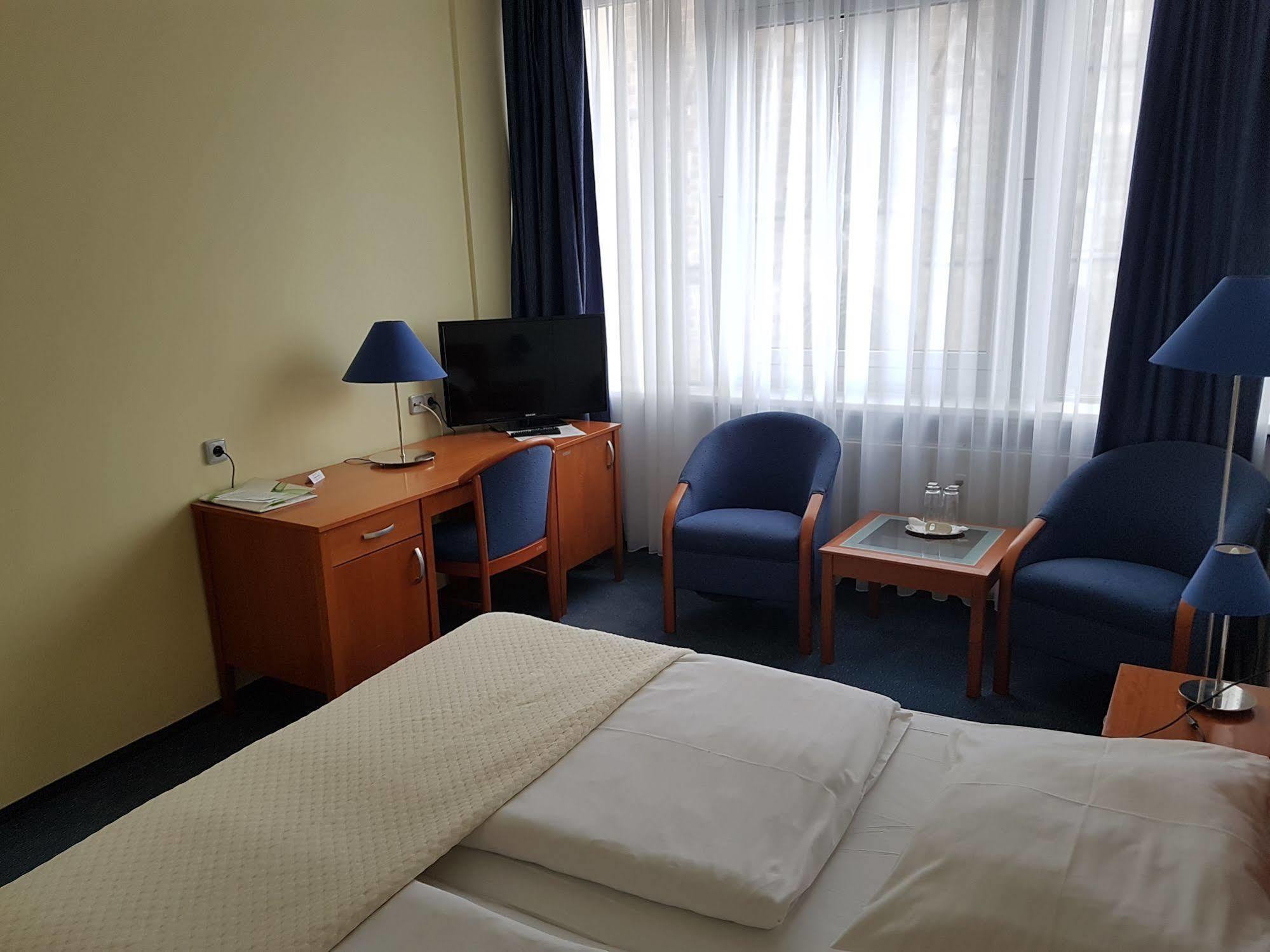 Hotel Central Plzeň Kültér fotó