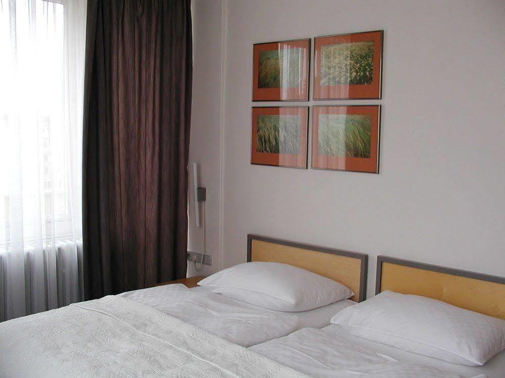 Hotel Central Plzeň Kültér fotó