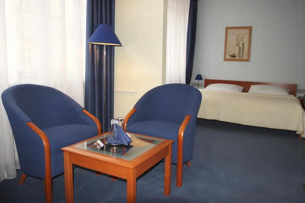Hotel Central Plzeň Kültér fotó